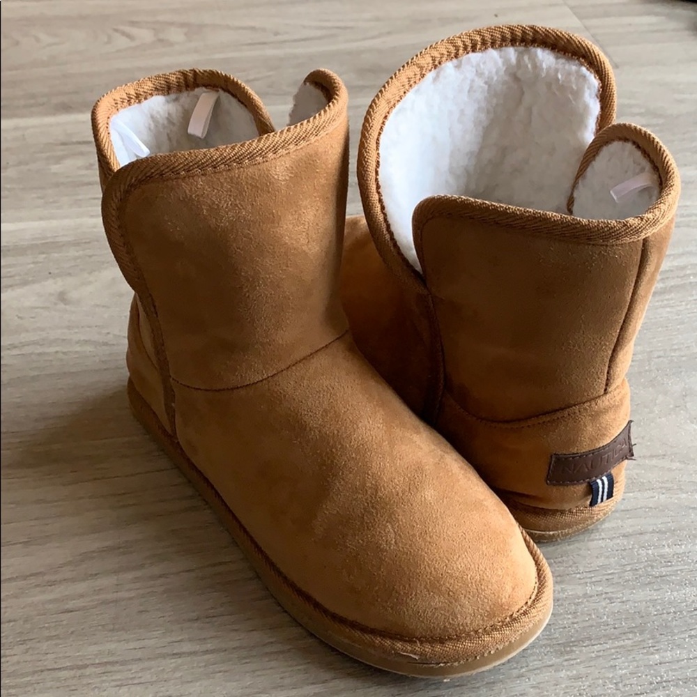 Nautica uggs